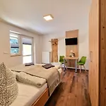 Bett Und Bike Bergen בית הארחה 4*